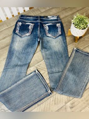 Grace in LA Bootcut Jeans Size 27 Embellished Aztec Pocket Mid Rise